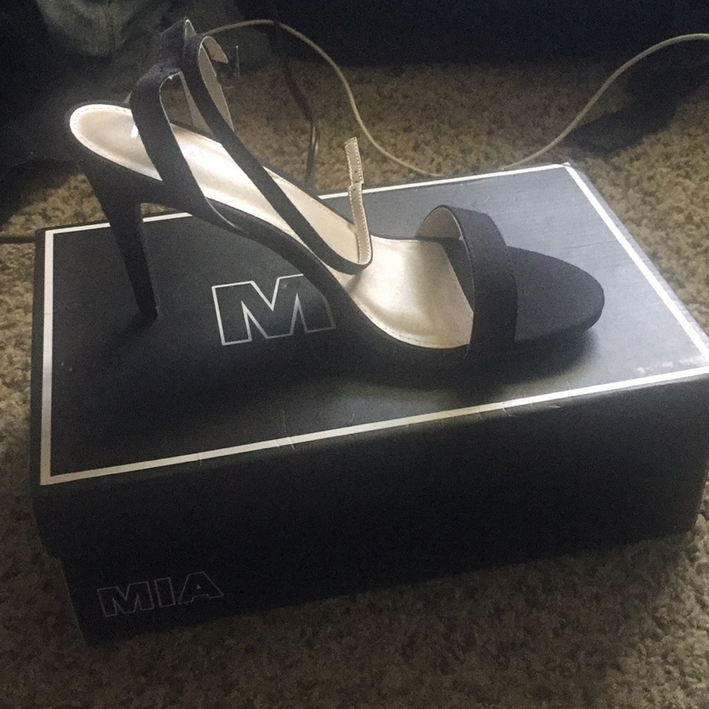 Mid Heels